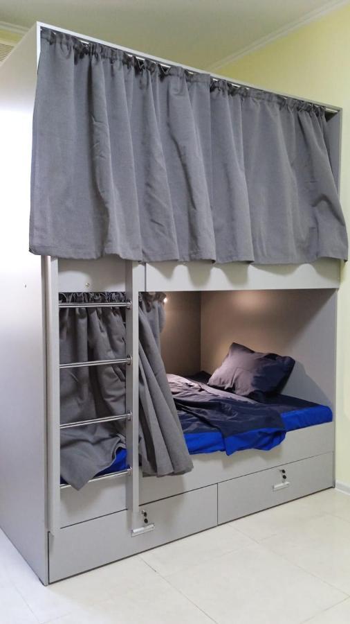 Check Inn Hostel Алмати Екстер'єр фото