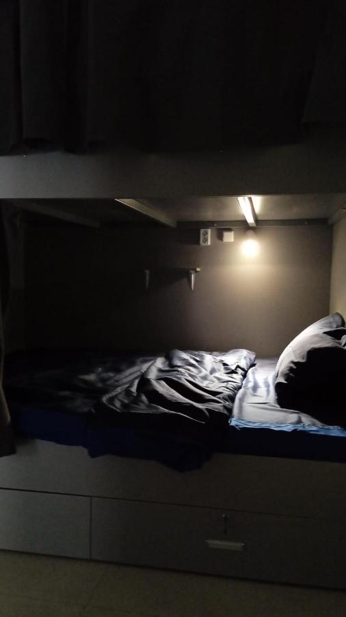 Check Inn Hostel Алмати Екстер'єр фото